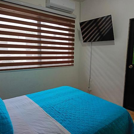 פוארטו בקריסו מורנו Teresita'S House Suites Con Cocina Privada מראה חיצוני תמונה