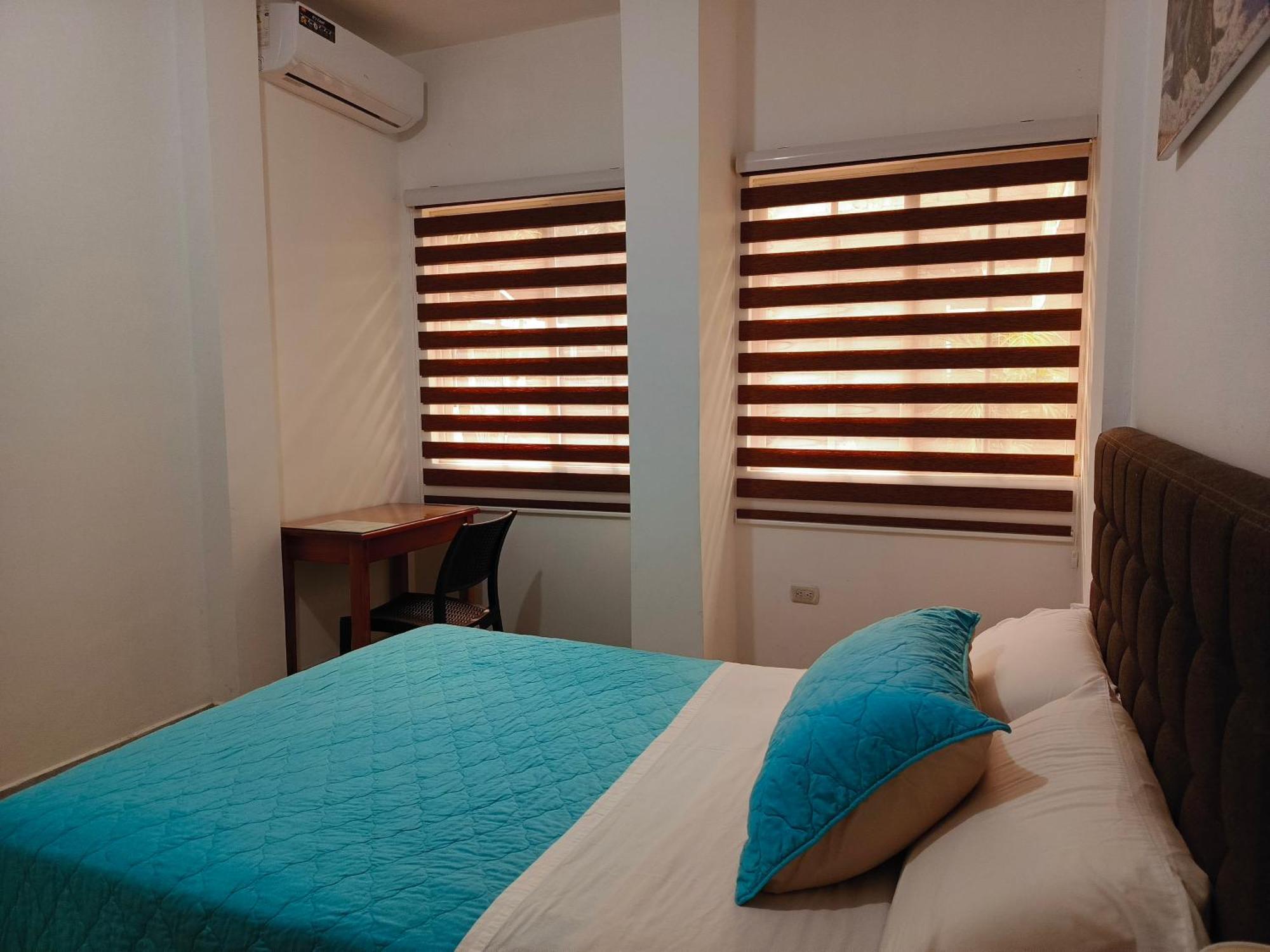 פוארטו בקריסו מורנו Teresita'S House Suites Con Cocina Privada מראה חיצוני תמונה