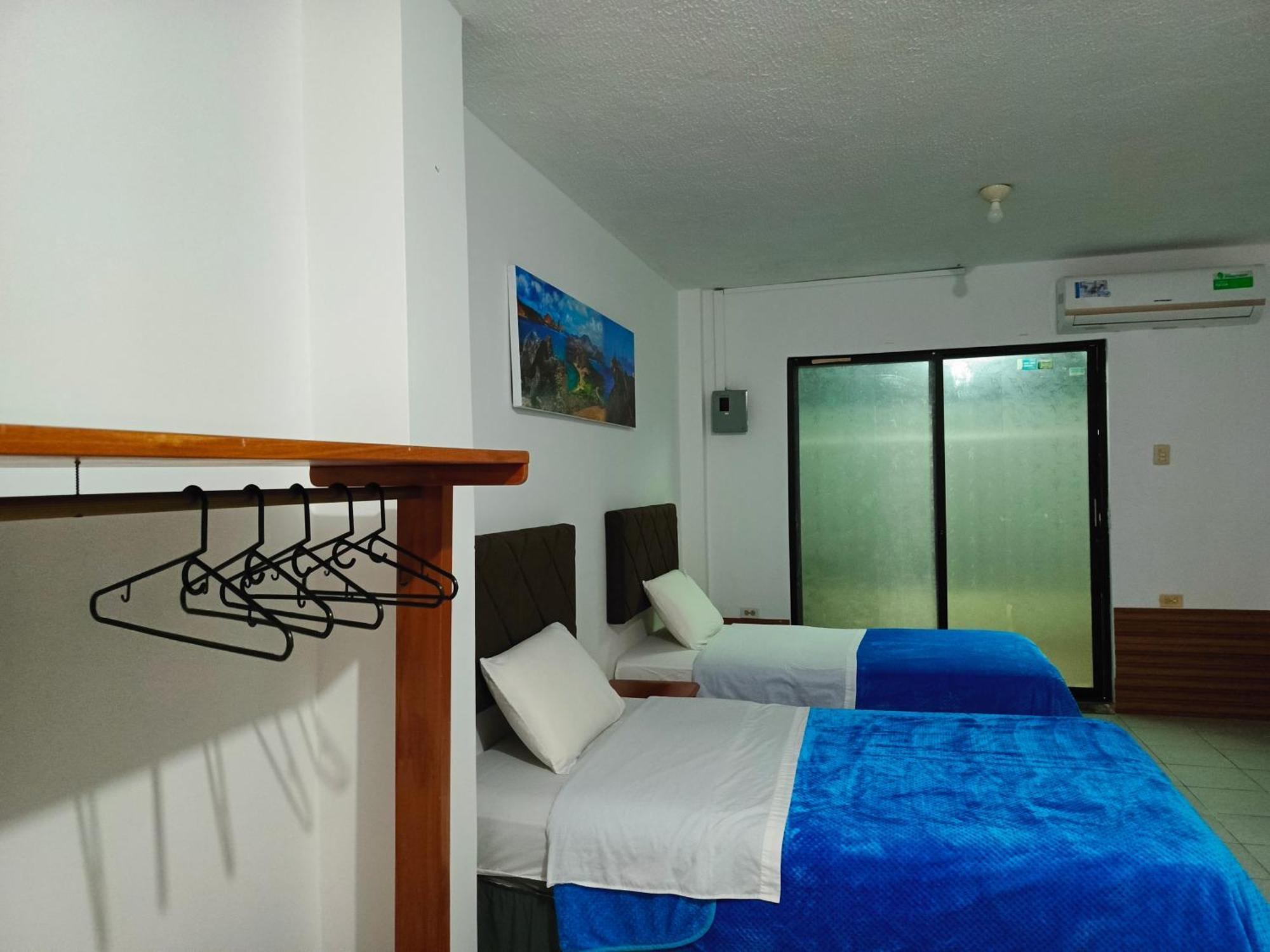 פוארטו בקריסו מורנו Teresita'S House Suites Con Cocina Privada מראה חיצוני תמונה